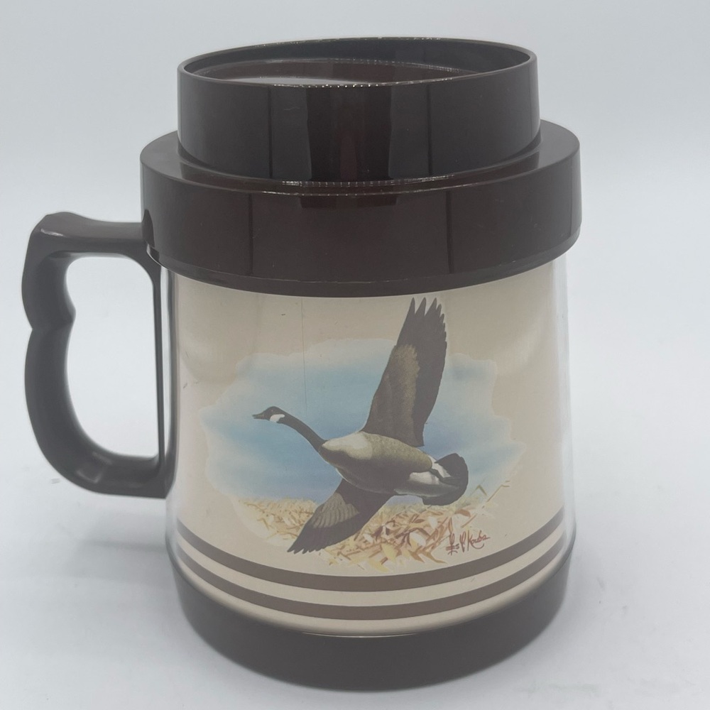 Vintage Thermo Serv Plastic Canadian Goose Mug Made in US